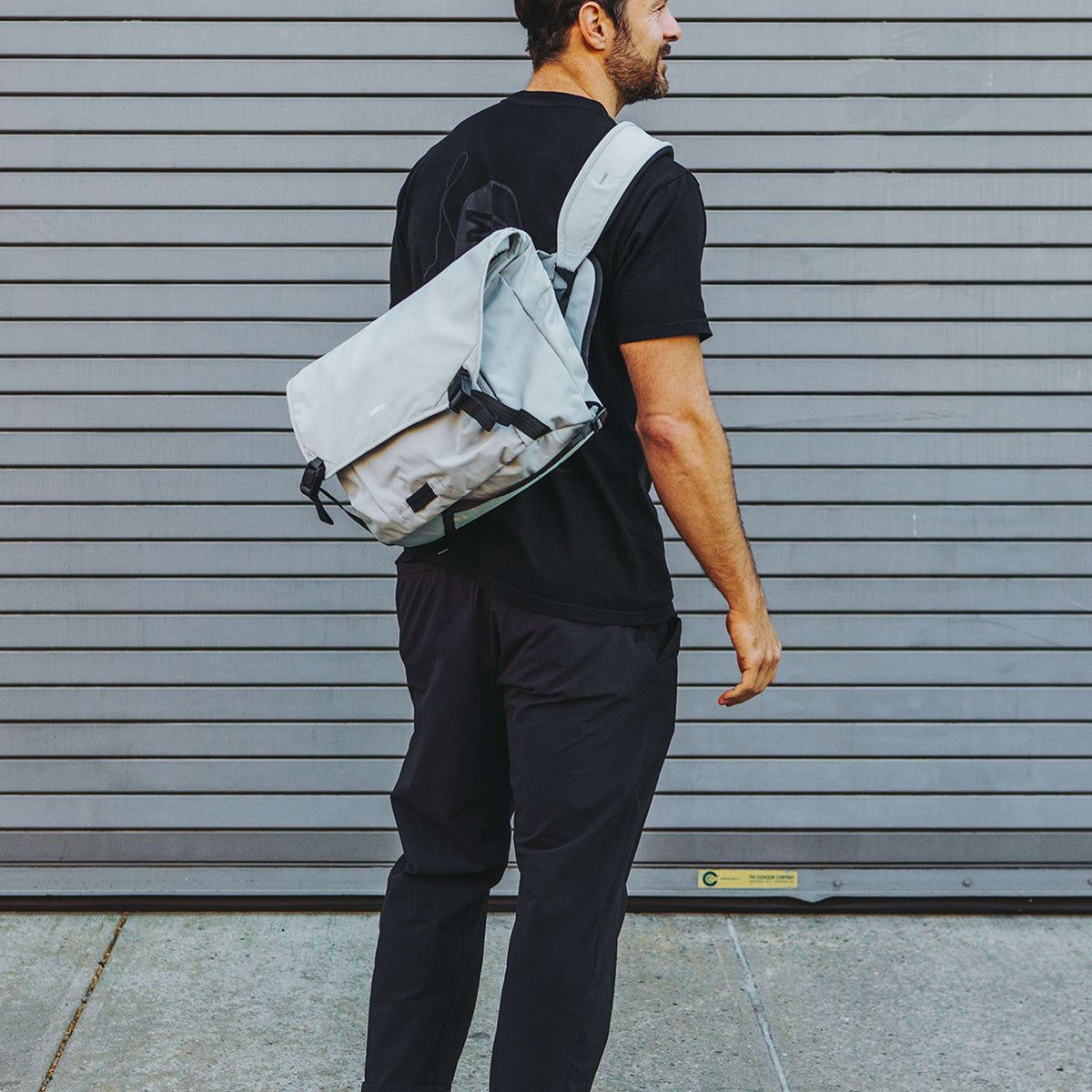 Venture Messenger 14" Bellroy BVYA-DON-213 Messenger Bags 16L / DeepOcean