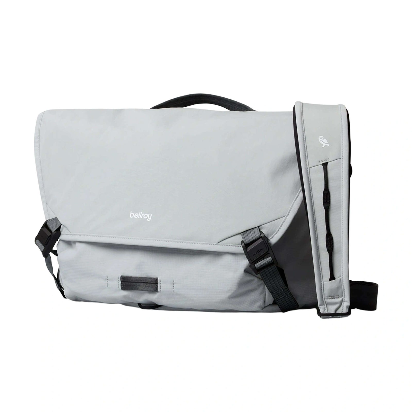 Venture Messenger 16" Bellroy BVYB-FOG-213 Messenger Bags 16L / Fog