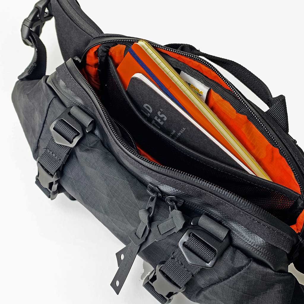 X-POD II Sling Pack CODE OF BELL COFB-XPD2-FUJ Sling Bags 7L / Fujin