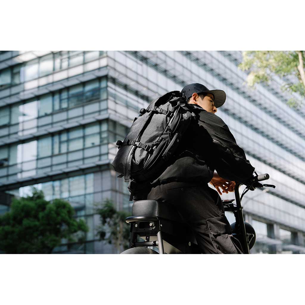 X-TYPE Backpack CODE OF BELL COFB-XTP-ARD Backpacks 20L / Arid