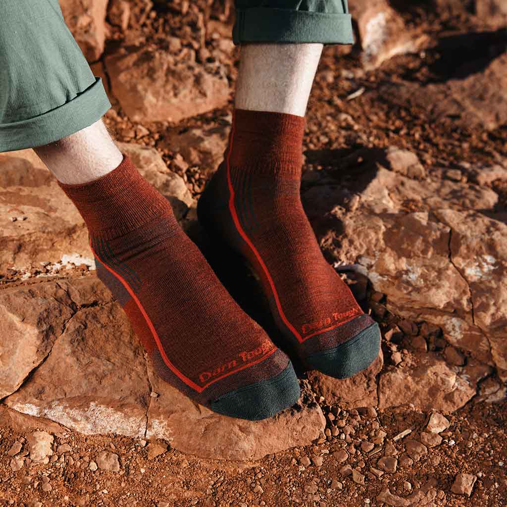 Hiker 1/4 Midweight | Cushion | Men's Darn Tough Men's Socks