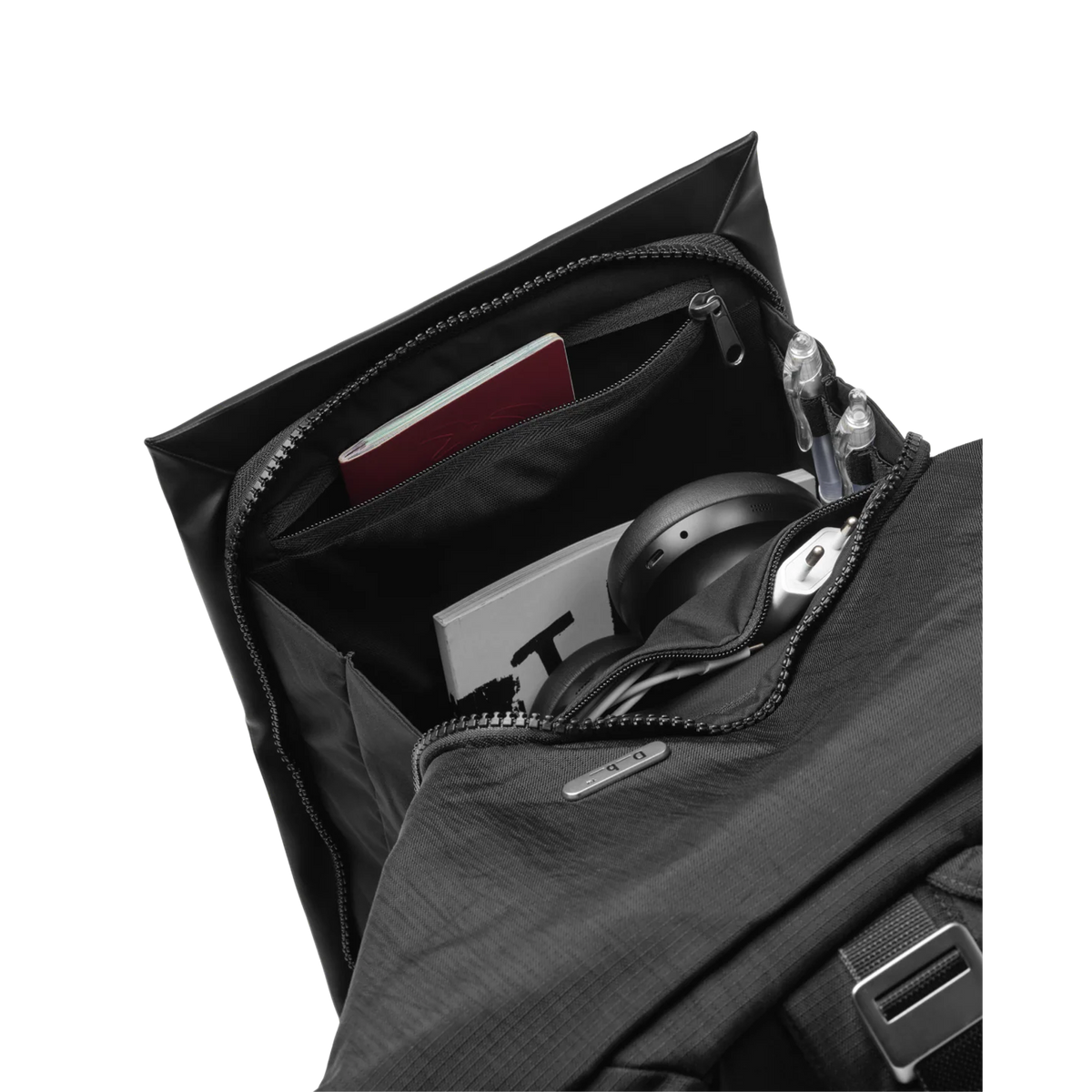 Entour Backpack 25L Db Journey 1000537004901 Backpacks 25L / Black Out