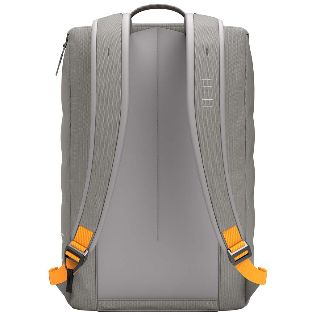 Hugger Base Backpack 15 Db Journey 1000173009001 Backpacks 15L / Sand Grey