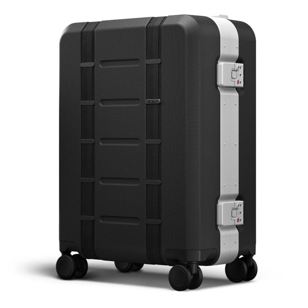 Ramverk Pro Carry-on Db Journey 3000232005601 Carry-On Bags 36L / Black/Silver