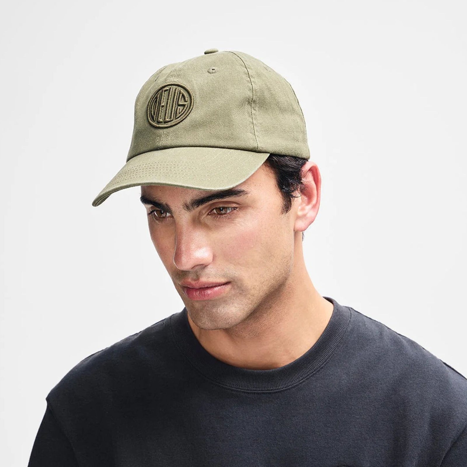 Pill Logo Dad Cap Deus Ex Machina D261MHA174099800 Caps & Hats OS / Black