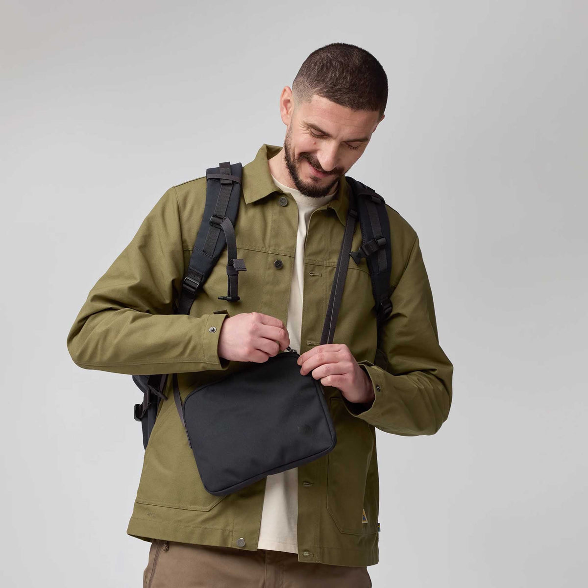 Färden Carry-On Pack Fjällräven F23200303-620 Backpacks 42L / Green