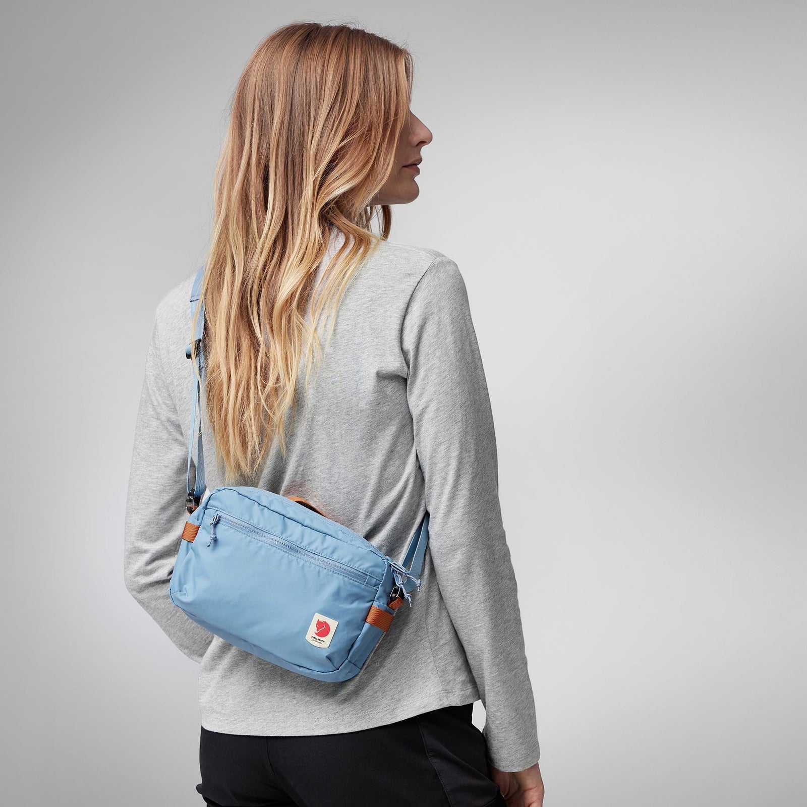 High Coast Crossbody Fjällräven F23227-424-OS Crossbody Bags 3L / Blackberry