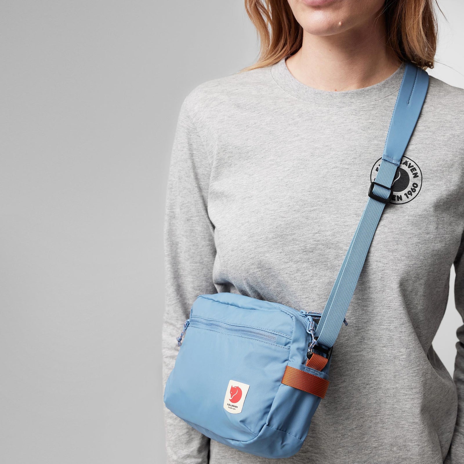High Coast Crossbody Fjällräven F23227-424-OS Crossbody Bags 3L / Blackberry