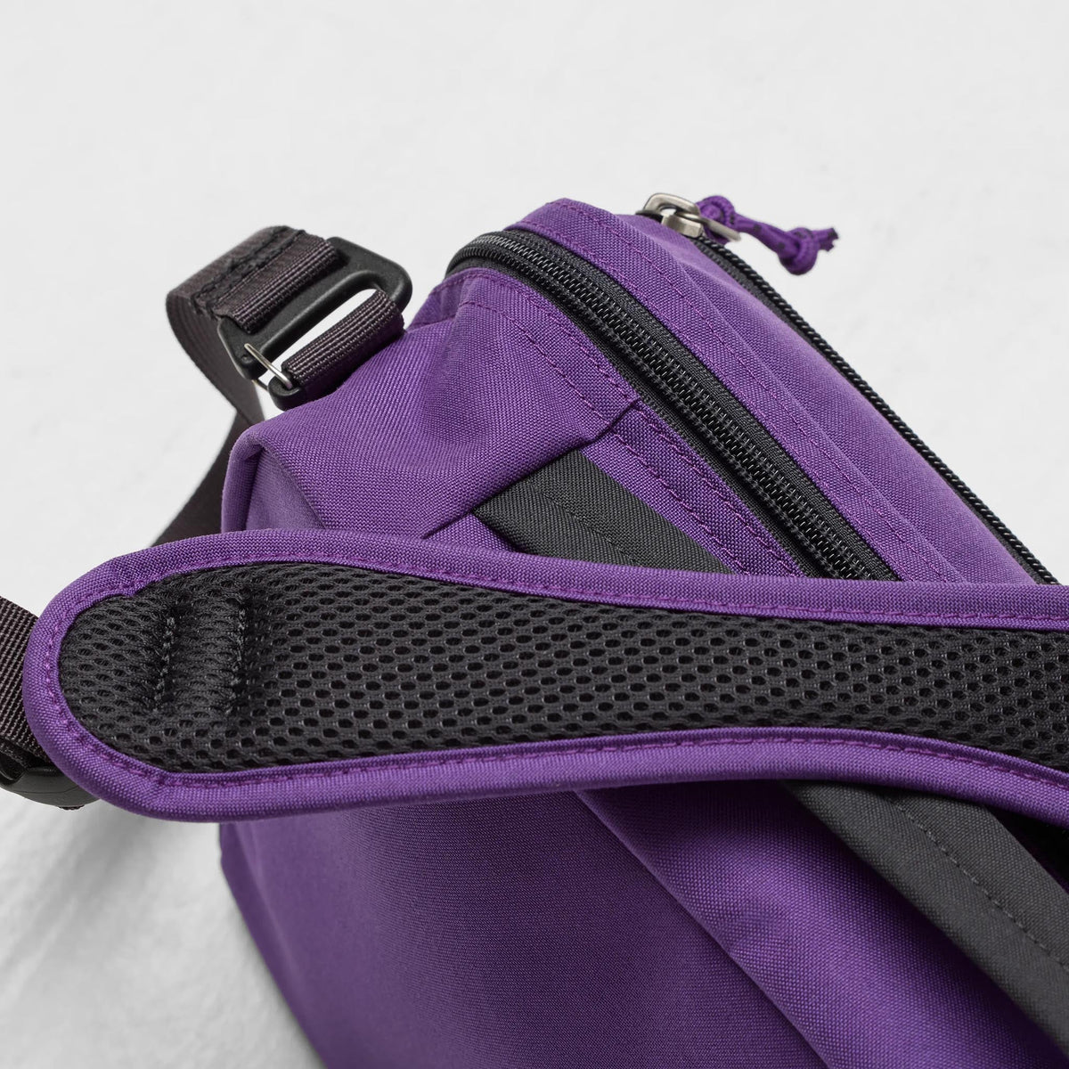 Vardag Shoulder Bag 6 Fjällräven F23200301-354-228 Crossbody Bags 6L / Poppy Pink/Khaki Dust