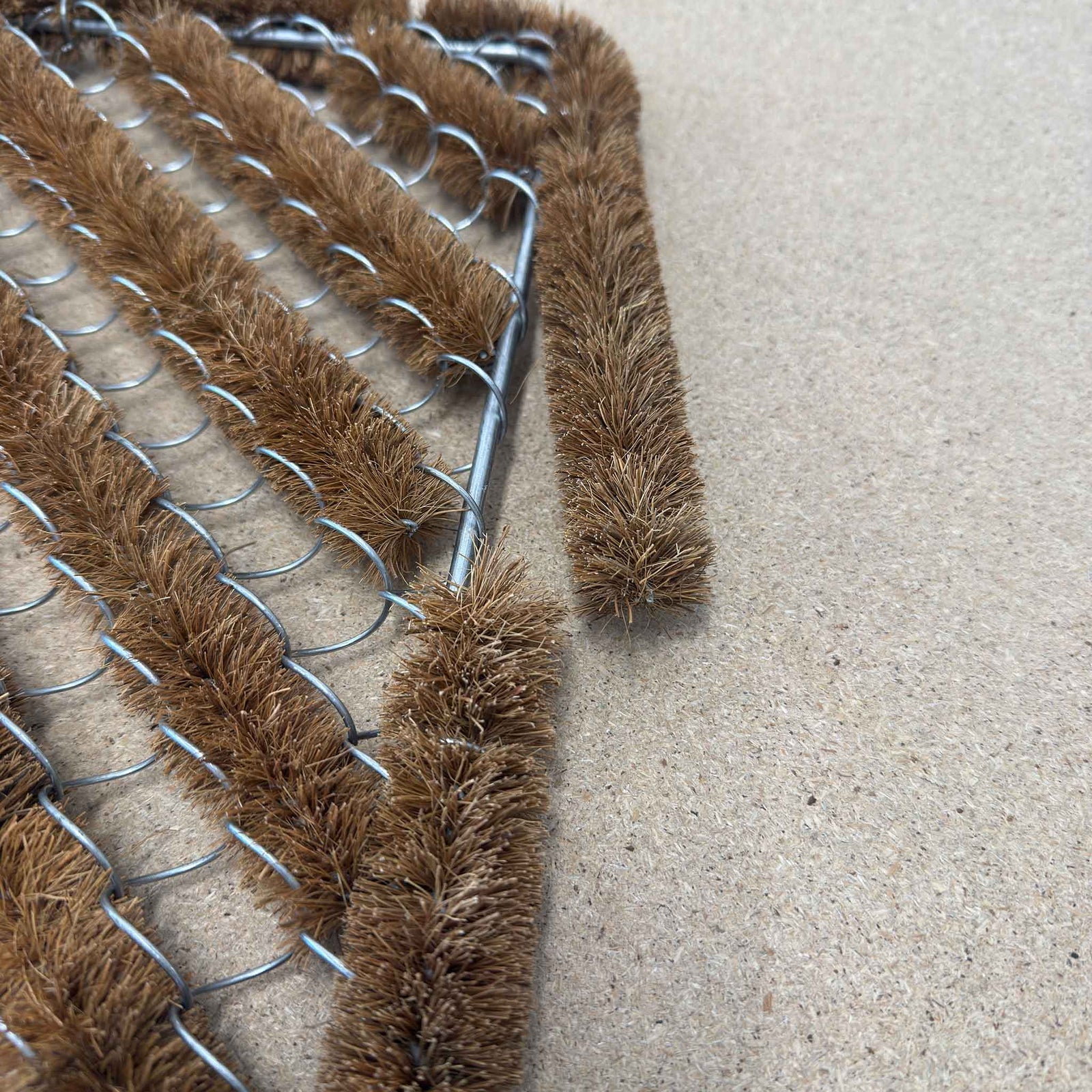 Doormat Wire Scraper | SMALL DEFECT SALE Garden Trading SDS-SDWI01 Doormats One Size / Natural