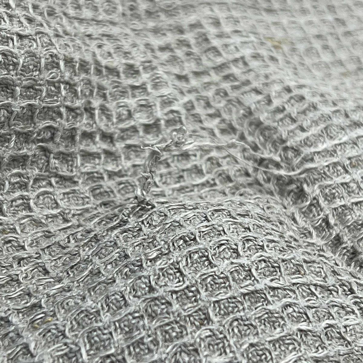 Linen Travel Towel | Waffle | SMALL DEFECT SALE Hitch and Roam SDS-LCT.WAF.SET Travel Towels Set of 4 / Raw/Natural