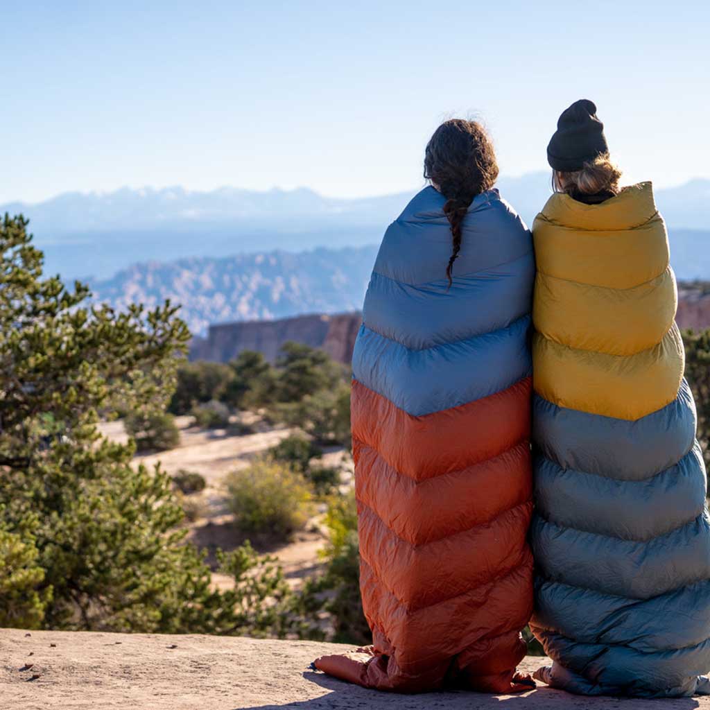 Galactic 30°F Sleeping Bag Kelty 35417222DUG Sleeping Bags One Size / Duck Green/Olive Oil