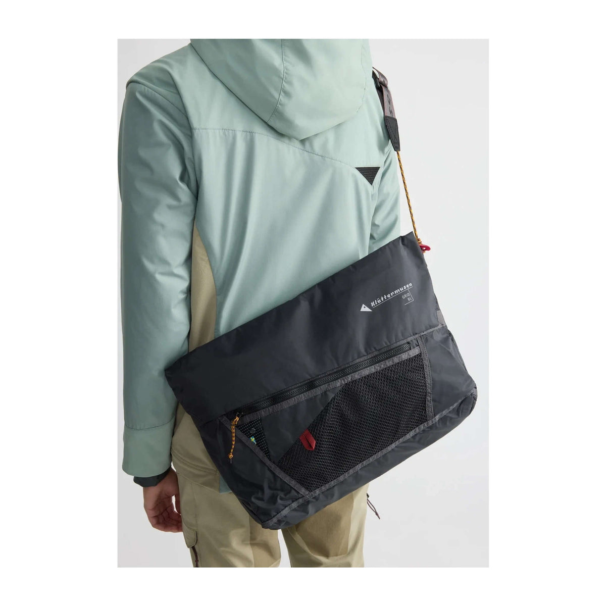 Grid Messenger Bag Klättermusen 10207-961-OZ Messenger Bags One Size / Raven