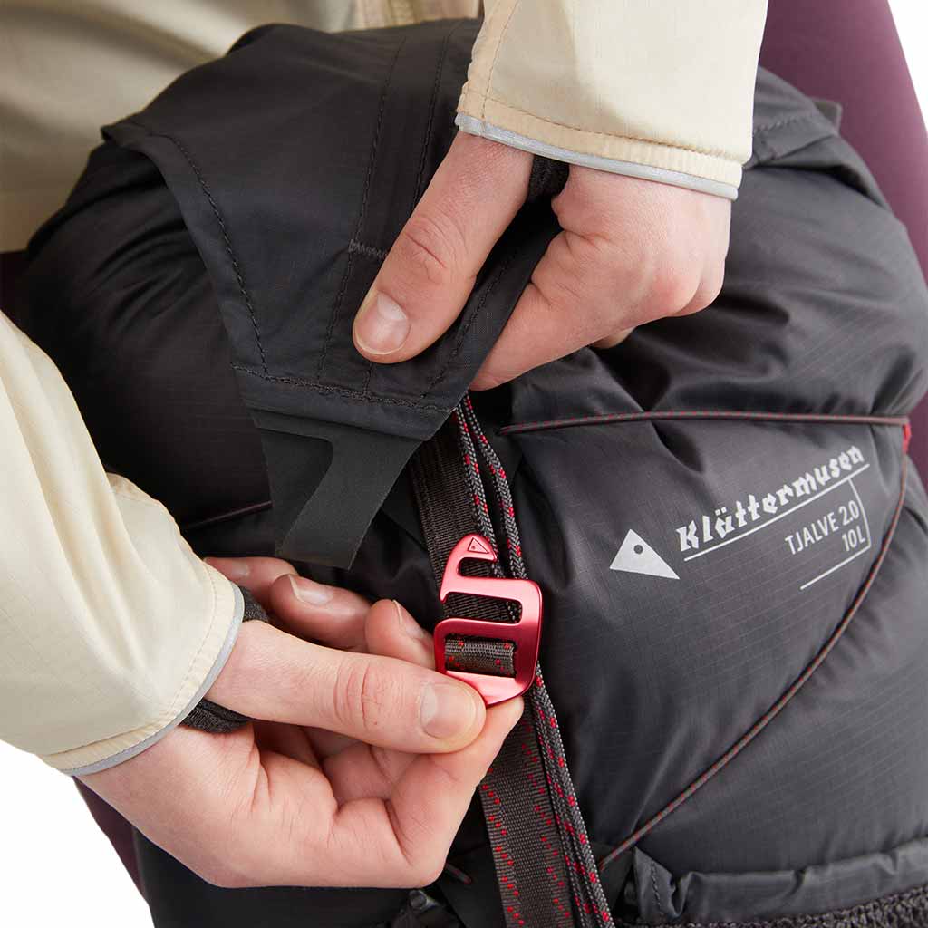 Tjalve 2.0 Backpack 10L Klättermusen 10166-961-OZ Backpacks 10L / Raven