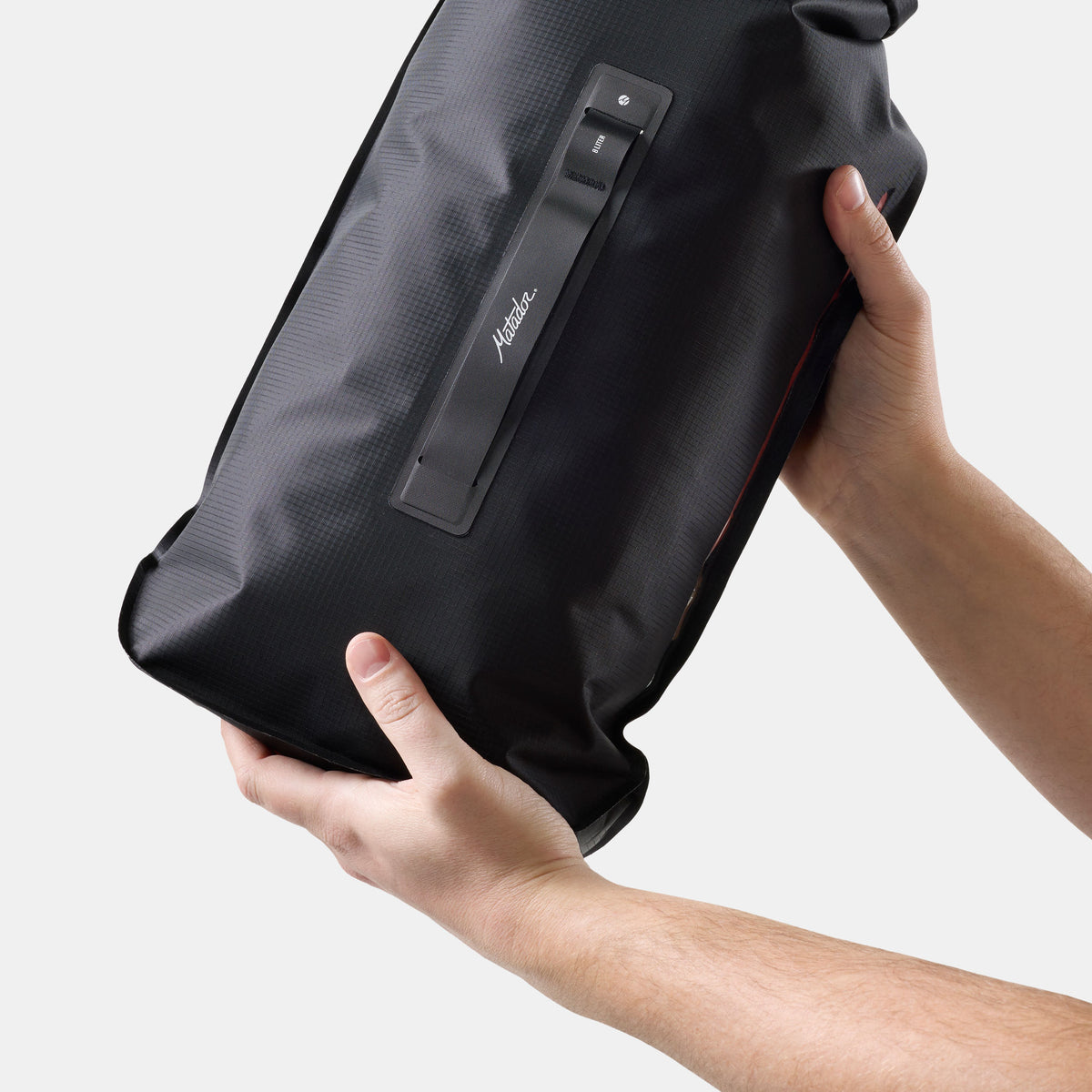 FlatPak V2 Drybag | 8L Matador MATFP2DB8001BK Dry Bags 8L / Charcoal