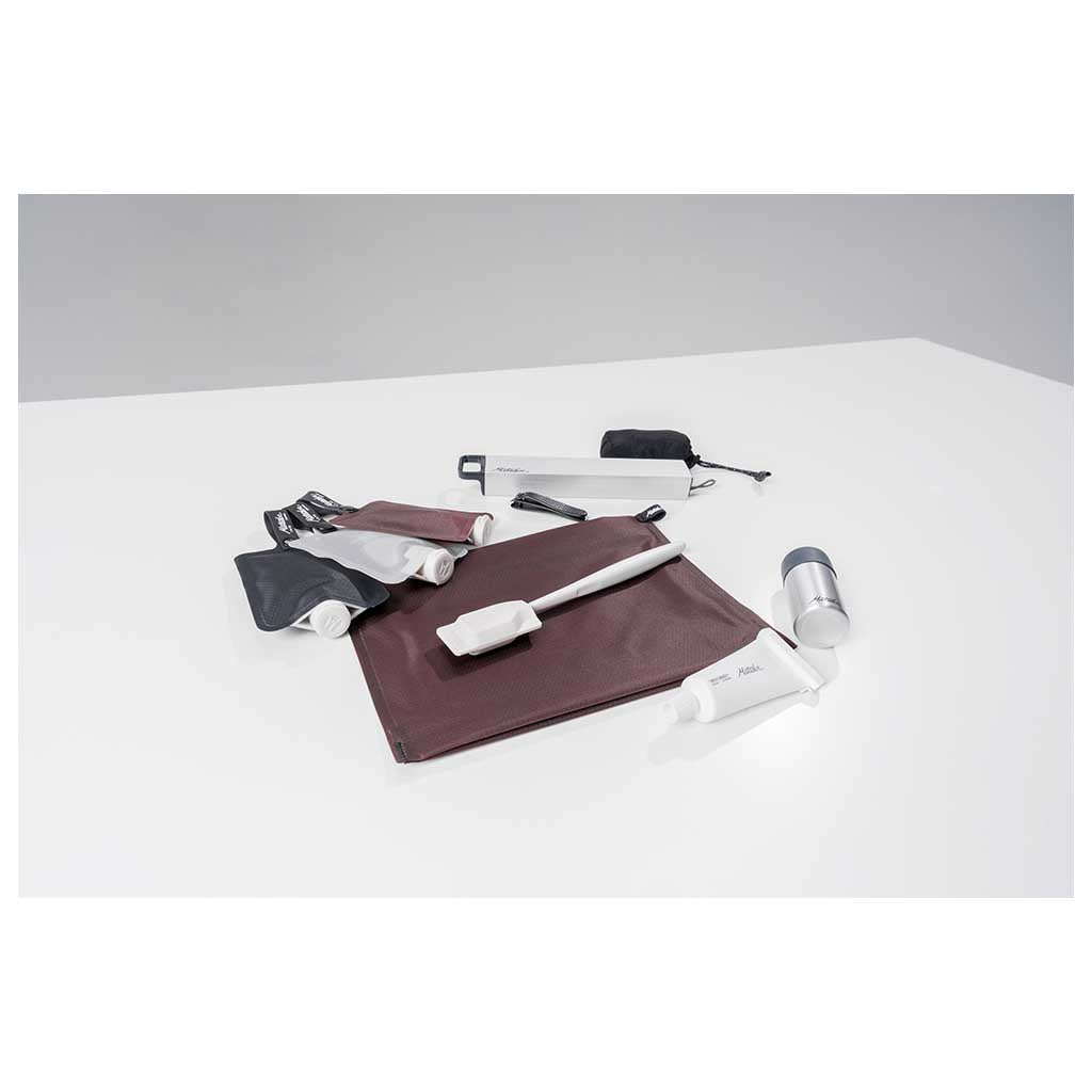 FlatPak Zipper Toiletry Case Matador MATFPZ001R Washbags One Size / Garnet