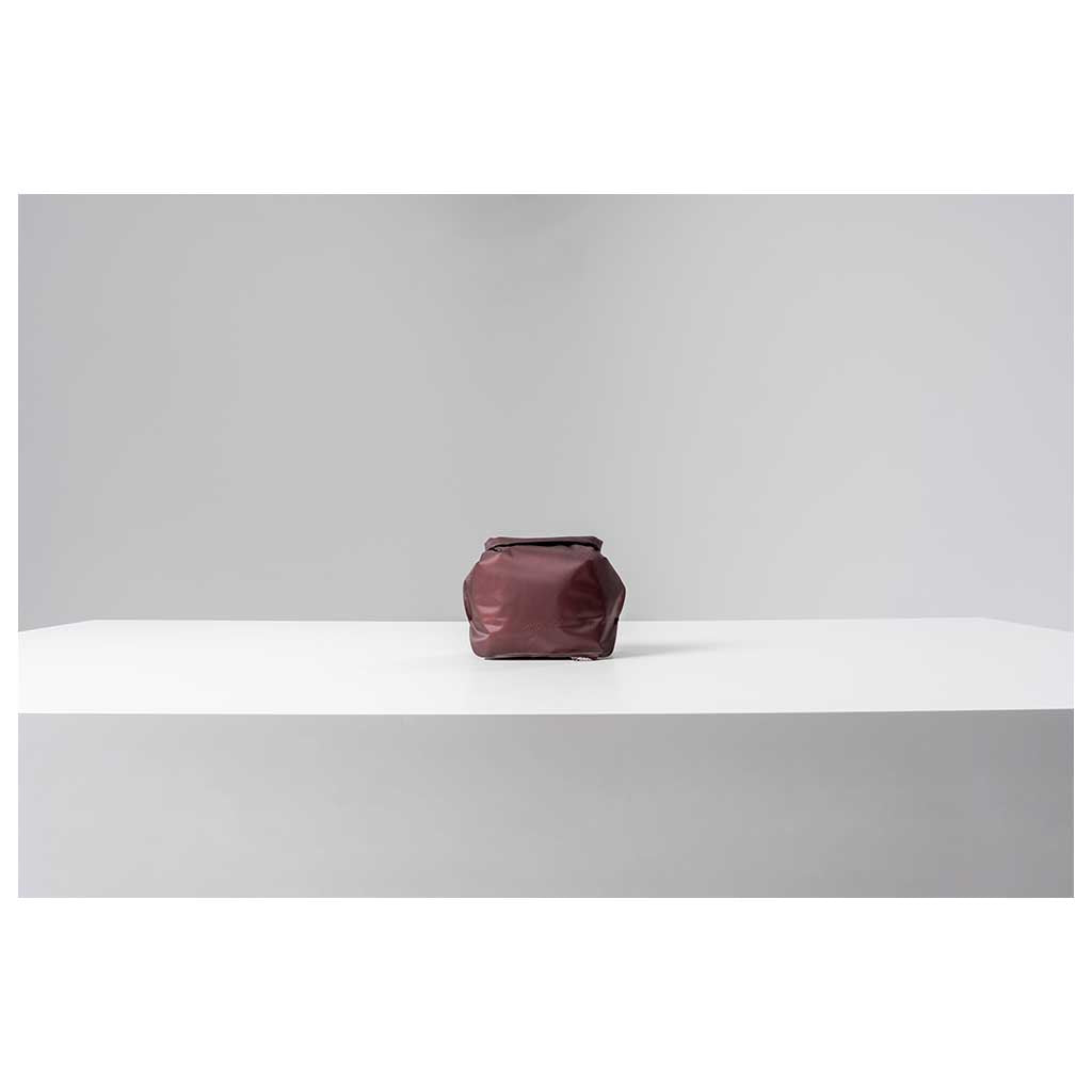 FlatPak Zipper Toiletry Case Matador MATFPZ001R Washbags One Size / Garnet