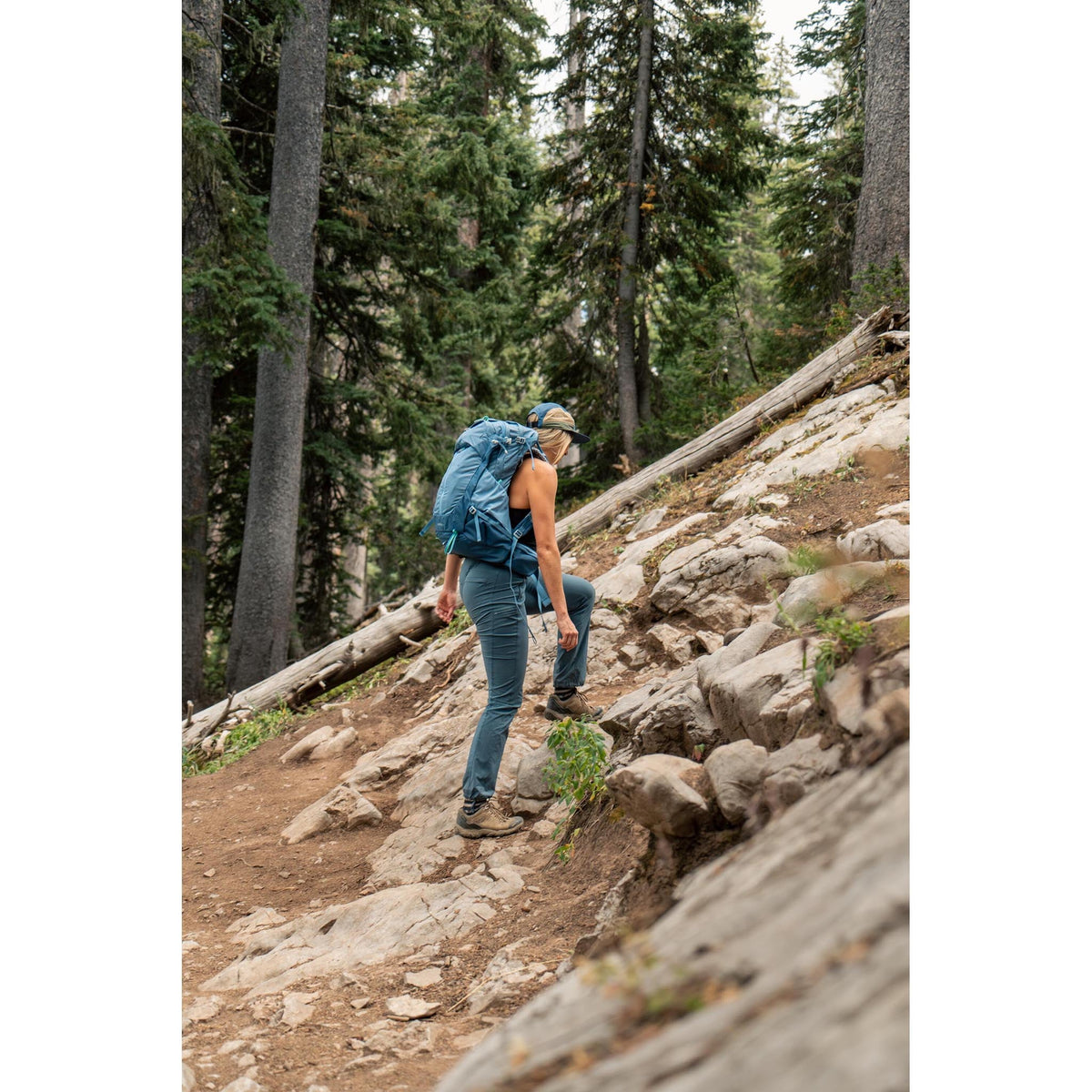 Sirrus 34 Osprey 10007520 Backpacks OS / Sevres Blue