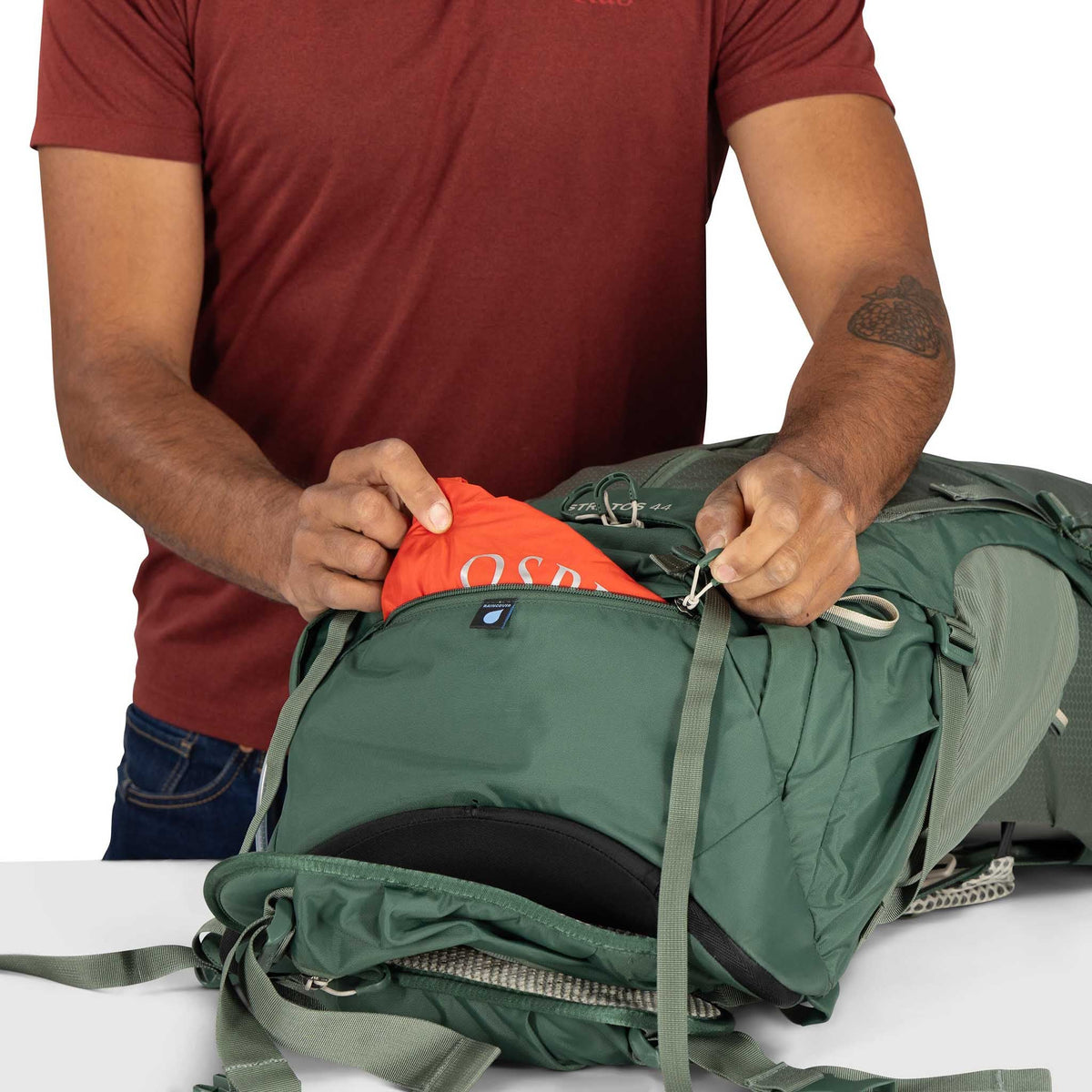 Stratos 44 | Men's Osprey 10007537 Backpacks 44L / Raven Black