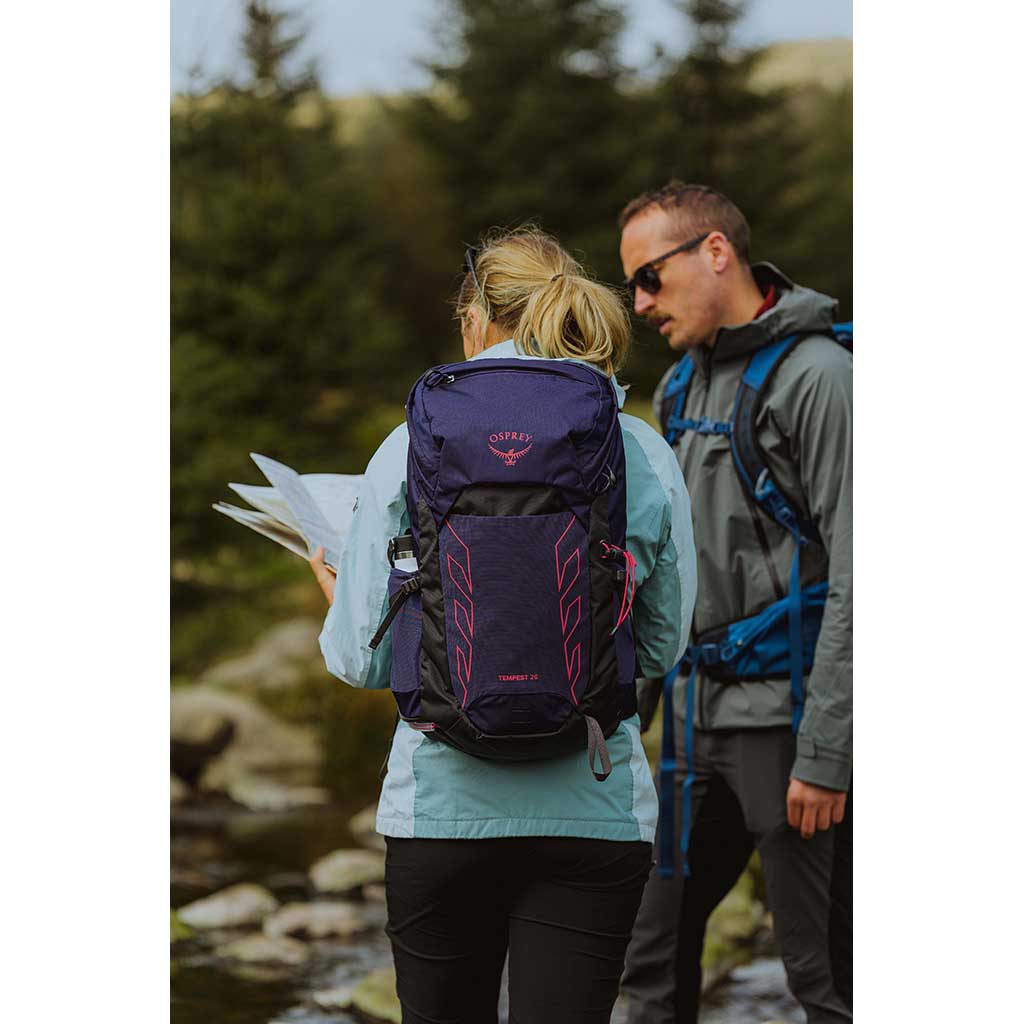 Tempest 26 Osprey 10006806 Backpacks 26L / Black/Coal Grey