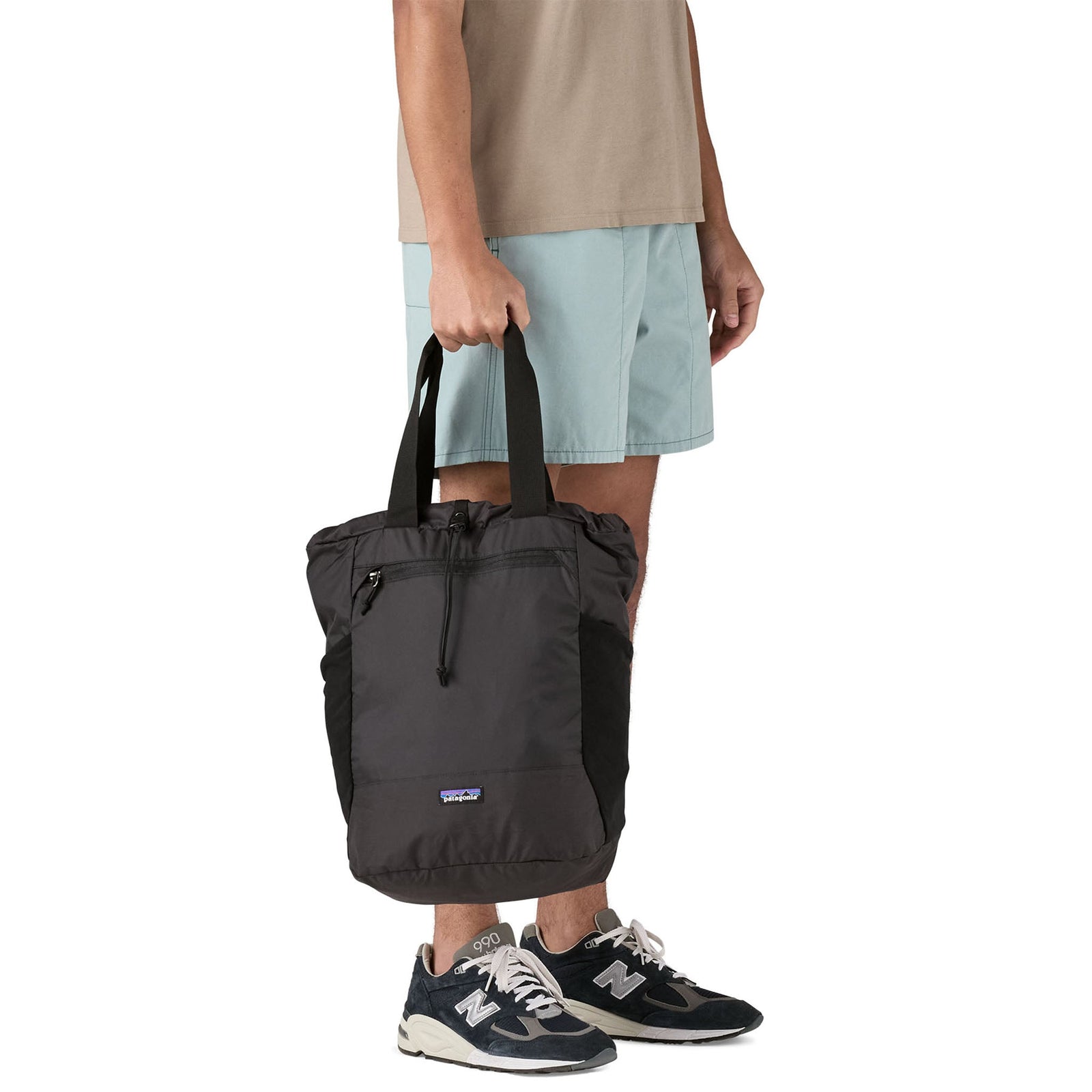 Terravia Tote Pack Patagonia 48814-BLK-ALL Backpacks 24L / Black