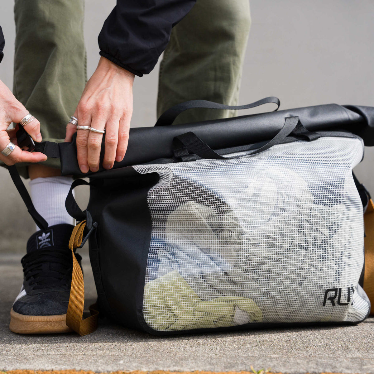 RUX Waterproof Packing Bag 20L RUX PK0126-A33WP-20B Camp Storage Bags 20L / Black With Clear