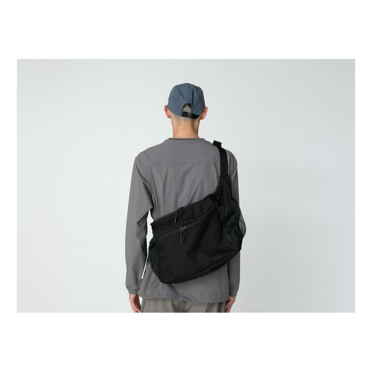 Everyday Use Middle Shoulder Bag Snow Peak AC-25SU40300019 Messenger Bags One Size / Black