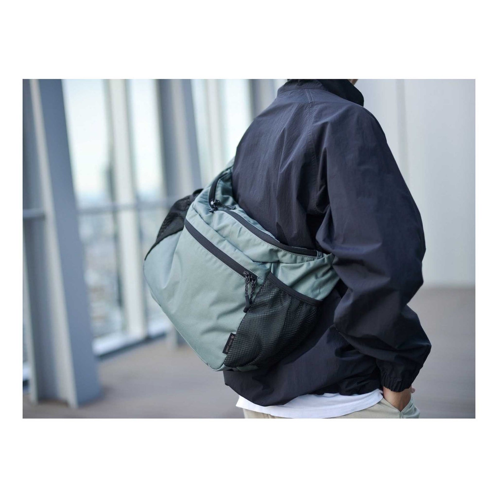 Everyday Use Middle Shoulder Bag Snow Peak AC-25SU40300019 Messenger Bags One Size / Black