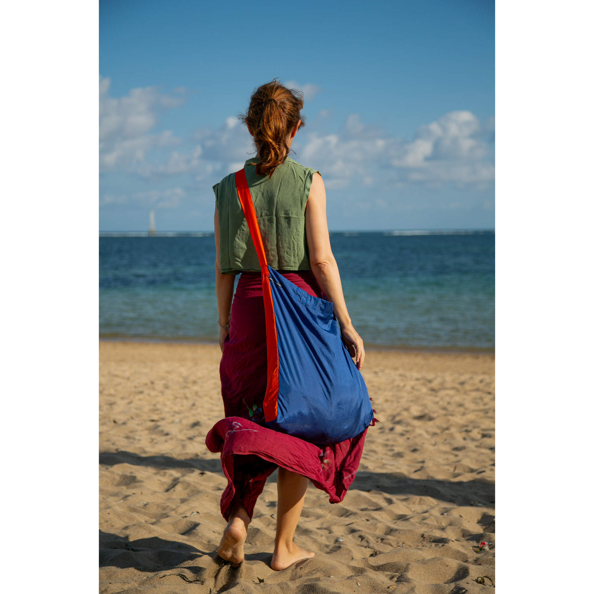 Eco Bag Ticket To The Moon TMEBL3935 Tote Bags 30L / Royal Blue/Orange