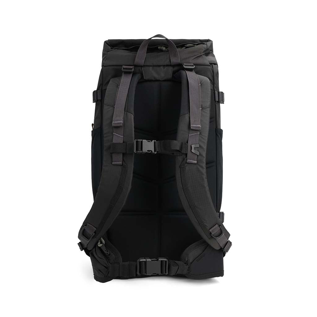 Rover Trail Pack 22L Topo Designs 931509024000 Backpacks 22L / Black/Neutral